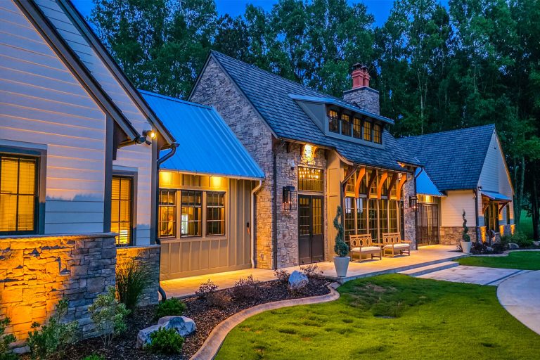 Southern Paradise - Front at Night - Designed by Foshee Architecture