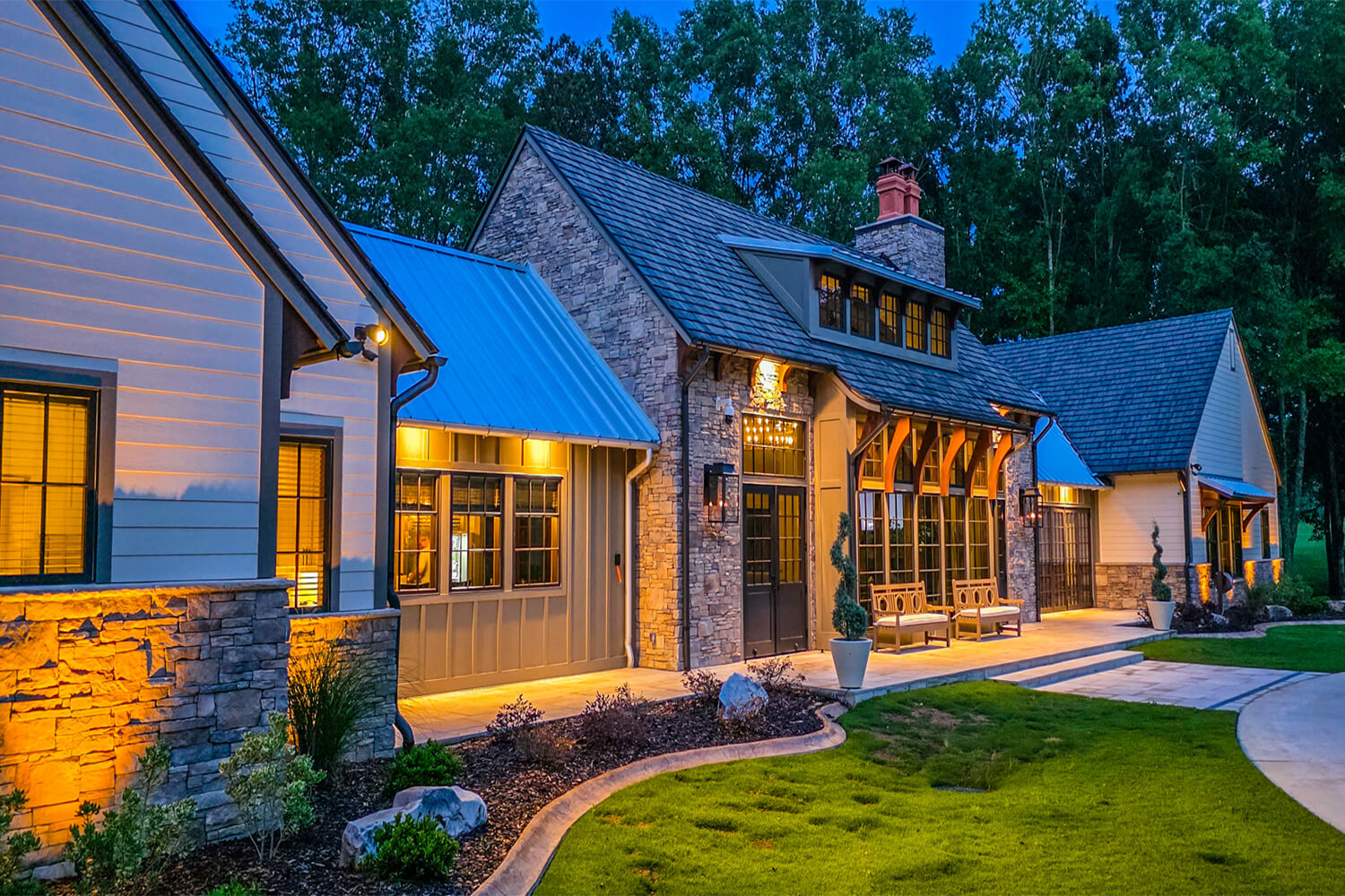 Southern Paradise - Front at Night - Designed by Foshee Architecture